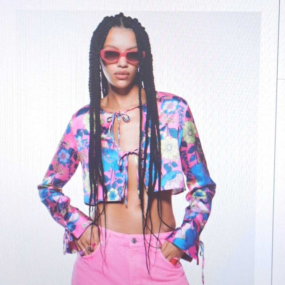 Satin effect pink top